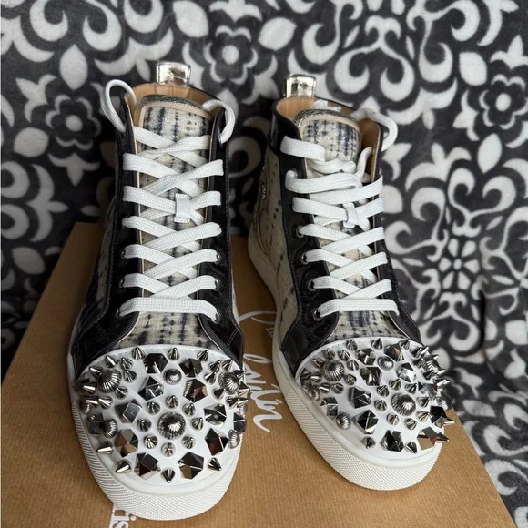 christian louboutin - Picture 5 of 7